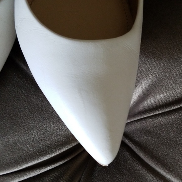 DKNY white chunky heels - Picture 4 of 6
